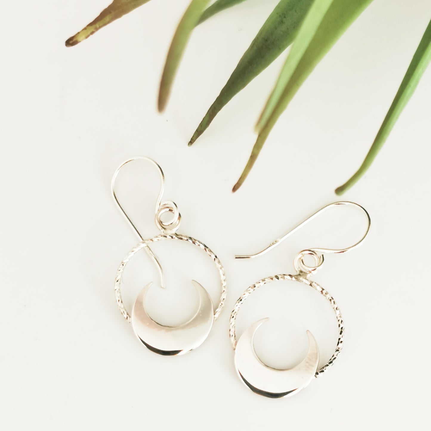 Pendientes Luna Plata de Ley - Anime Sailor Moon