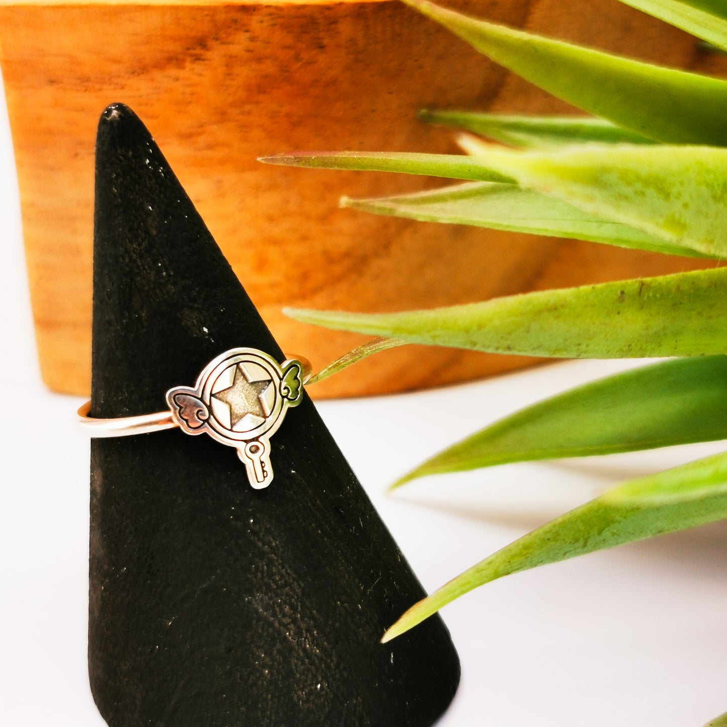 Anillo Sakura Varita Clow Plata de Ley