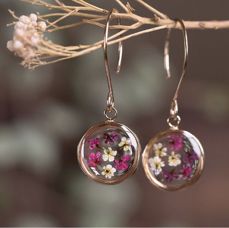 Taller de Joyería en Resina con Flores Secas