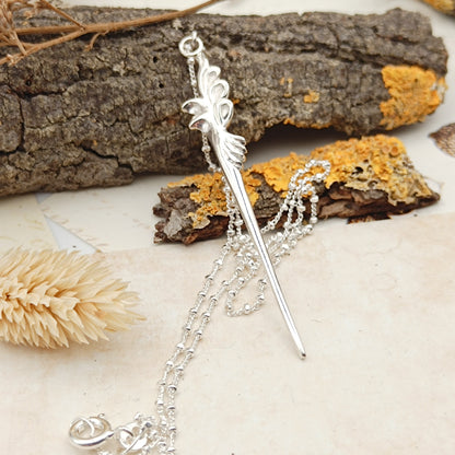 Collar Aguja Floral – Plata de Ley 925