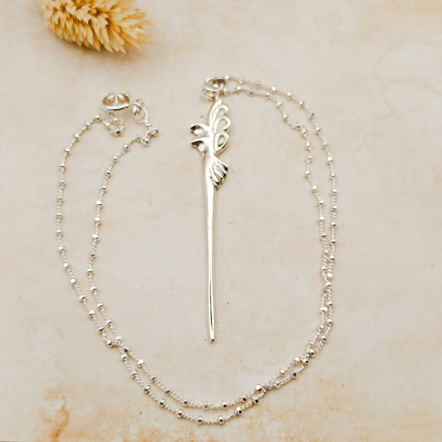 Collar Aguja Floral – Plata de Ley 925