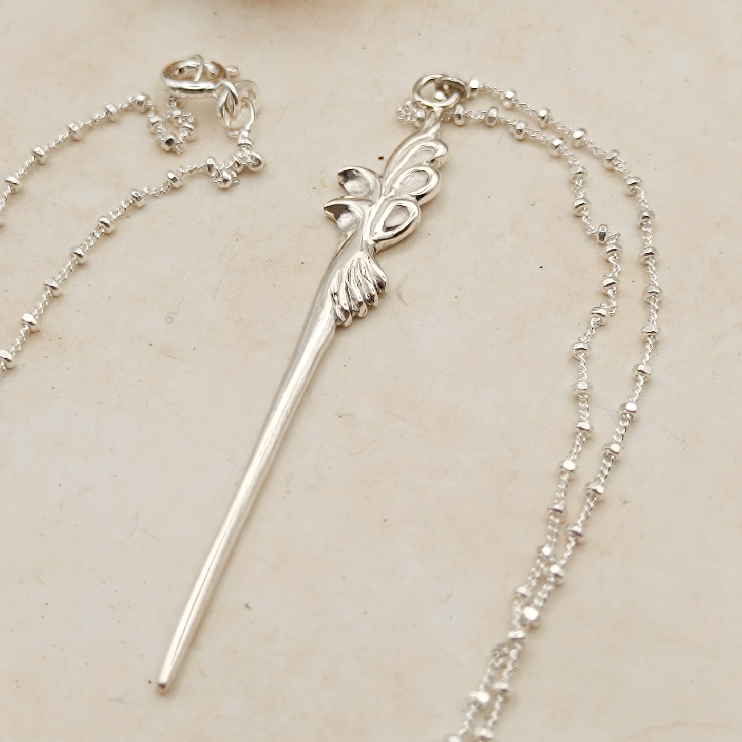 Collar Aguja Floral – Plata de Ley 925